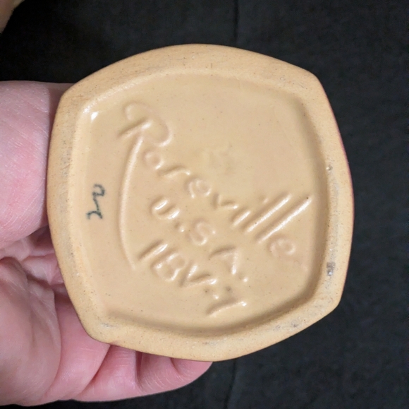 Vintage Original Roseville Pottery Snowberry Bud Vases - Picture 6 of 7